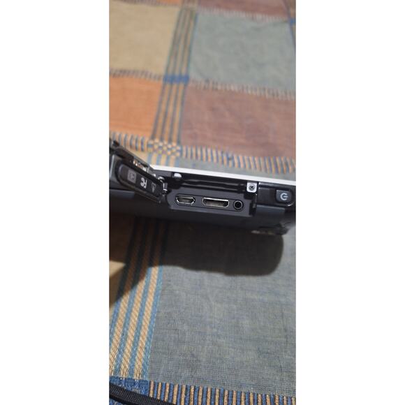 Kodak PlaySport ZX3 HD waterproof pocket camera & video recorder- 1080p HD - Picture 3 of 9